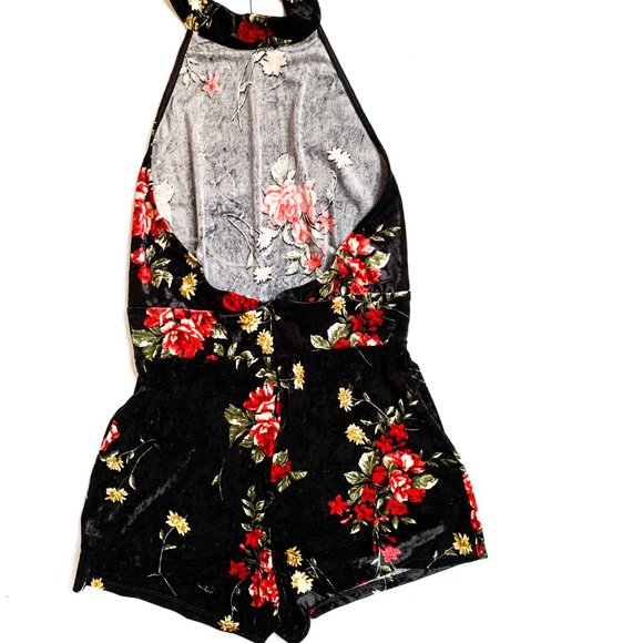 black velvet backless romper w/red rose detail - Picture 2 of 9